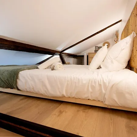 Isla - Welkeys Παρίσι